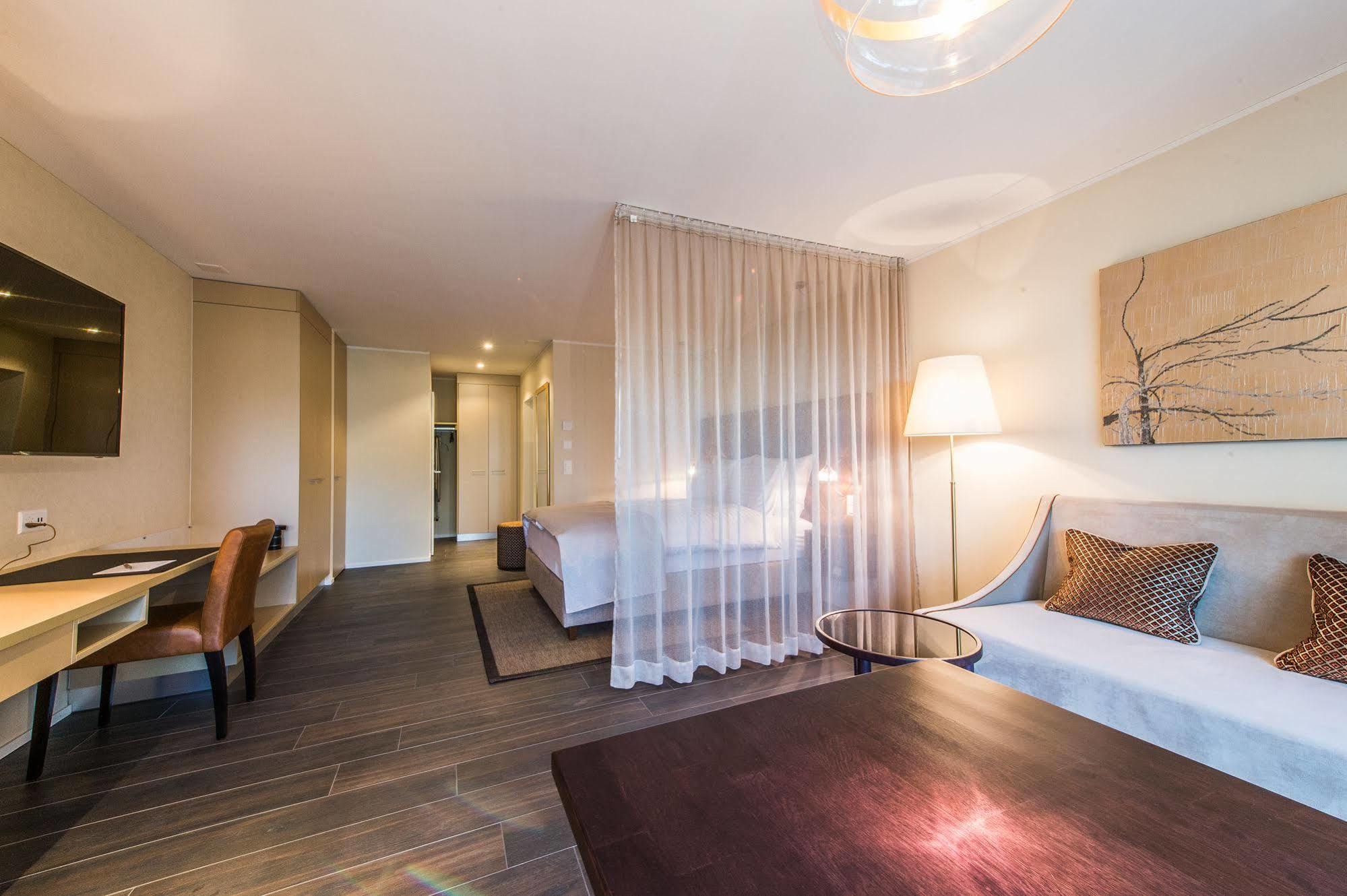 Hotel My Way Zuerich Валлизеллен Экстерьер фото