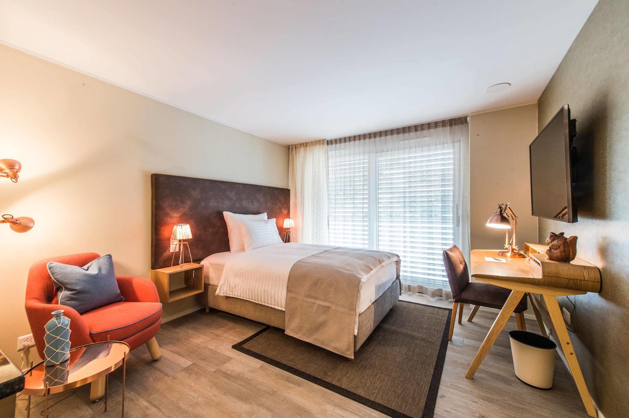 Hotel My Way Zuerich Валлизеллен Экстерьер фото
